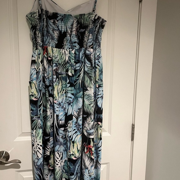 Three Angashion summer dresses XXL selling all 3 for one price - Picture 4 of 11